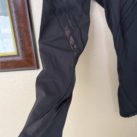 Lululemon Never Still Crop Mesh Legging Size 8 - Picture 3 of 5